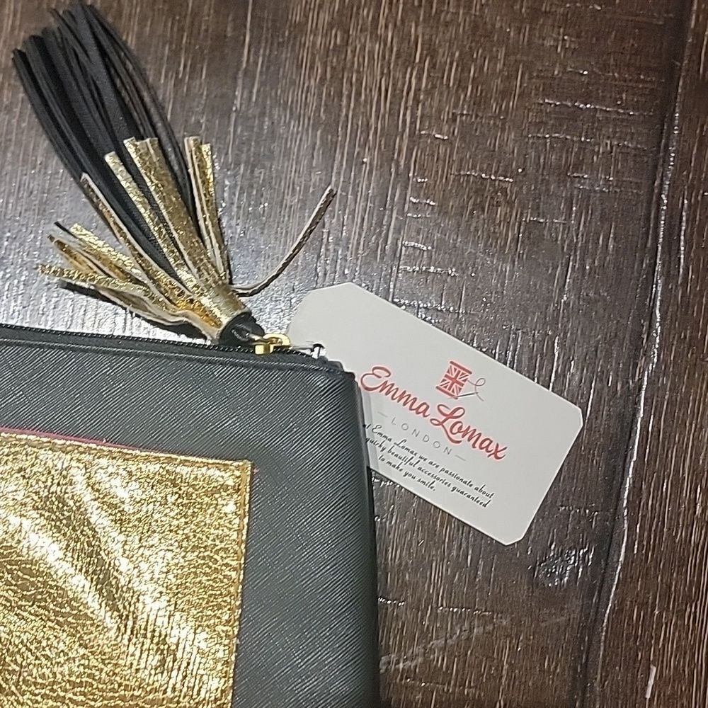 Emma Lomax Black and Gold Tassel Makeup Clutch Bag - Picture 6 of 16
